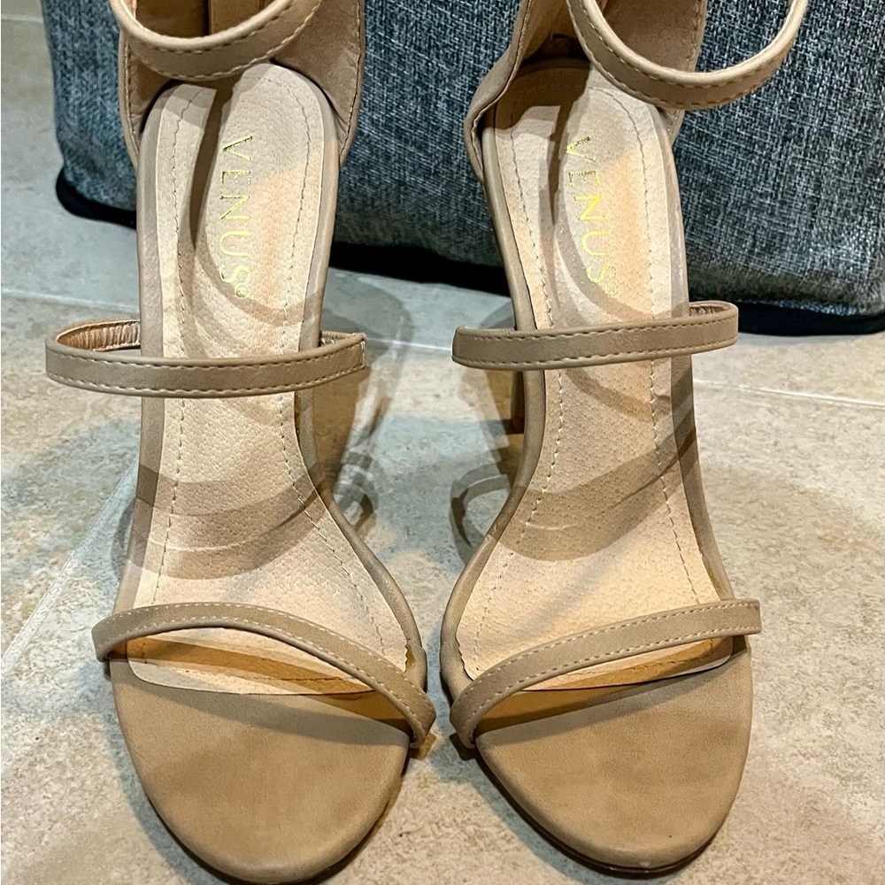 VENUS Nude/Tan Double Strap Block Heel Sandals